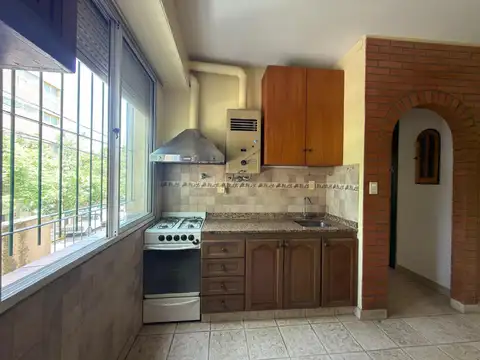 PH VELEZ SASRFIELD /FLORESTA 2 AMB 1 PISO POR ESCALERA. CON TERRAZA Y BALCON .UNA GRAN OPORTUNIDAD!!