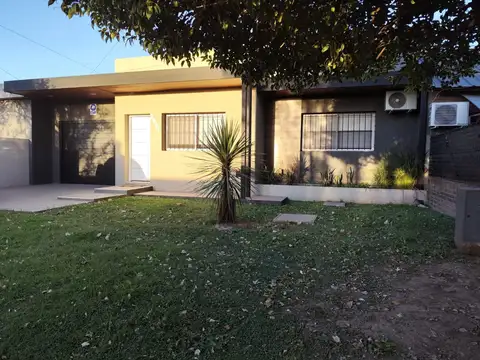 Casa en Venta en Roldan, San Lorenzo