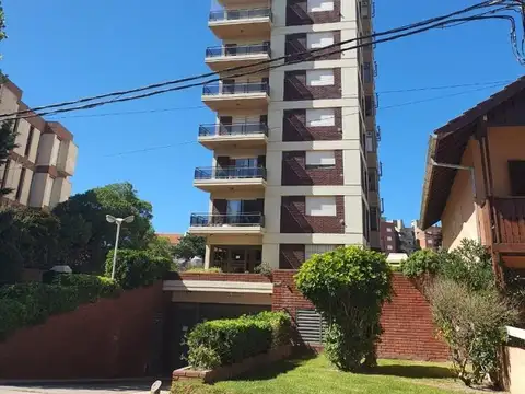 Alameda 201 83 , Piso 4