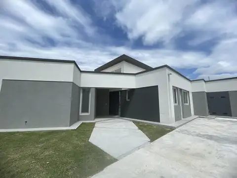 Casa  en Venta en El Cantón Golf, El Cantón, Escobar