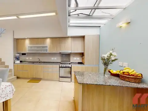 Casa en Venta de 5 Ambientes estilo racionalista con Patio y Terraza en Martinez