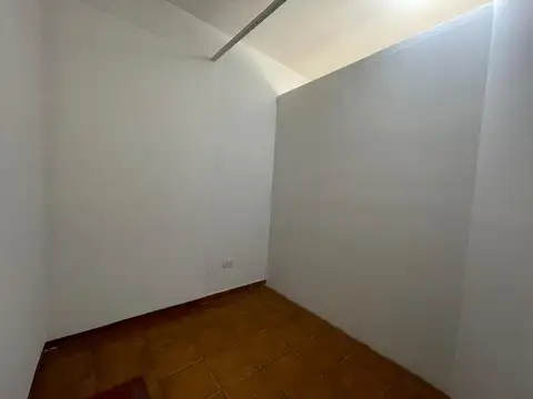 Casa en Alquiler con 1 cochera