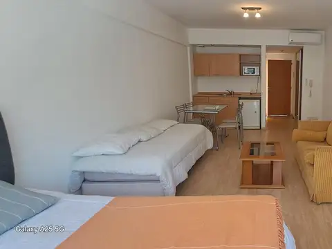 Alquiler de amplio monoambiente amueblado en Edificio Concord  Pilar