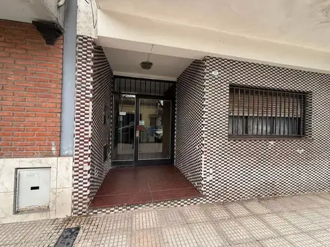 Departamento en Venta en Parque Chacabuco, USD 50.000