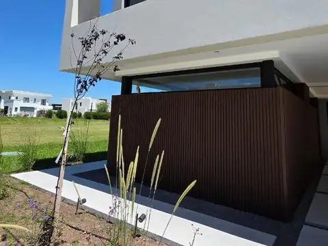 Mariano Castex  al 10000