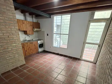 Depto Tipo Casa en Alquiler 25 años