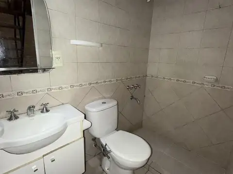 Depto Tipo Casa en Alquiler de 1 dormitorio