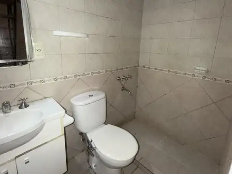 Depto Tipo Casa en Alquiler de 2 ambientes
