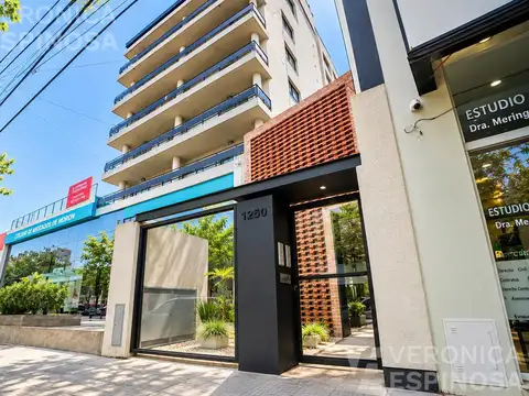 Departamento de tres ambientes en venta, Morón.
