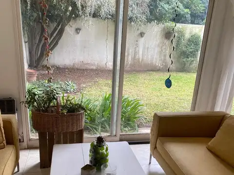 Depto Tipo Casa en Venta de 4 dormitorios