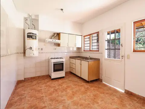 Depto Tipo Casa en Venta con 1 cocheras