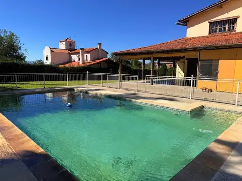 Exc Casa alq 6 dor gge/qcho/suite/pileta La Almudena