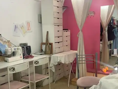 Local en galería, Pleno foco comercial de Liniers