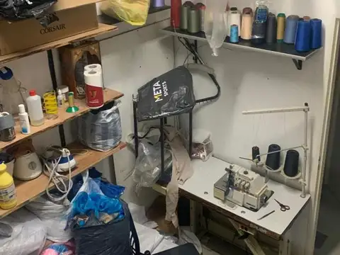 Local en galería, Pleno foco comercial de Liniers