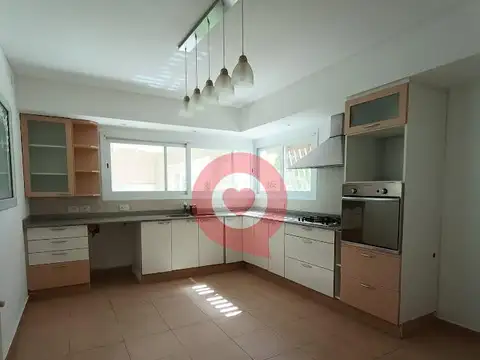 Casa en Alquiler al Norte