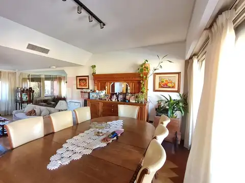 Casa en Venta en Olivos Golf, USD 438.000