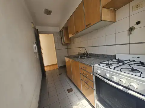 Departamento 3 ambientes con 1 baño