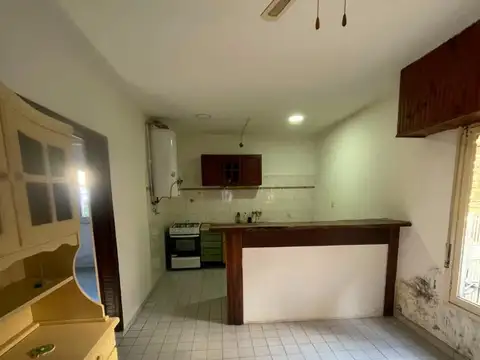 Depto Tipo Casa en Alquiler con 1 cocheras