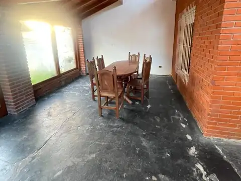 Depto Tipo Casa en Alquiler de 2 dormitorios