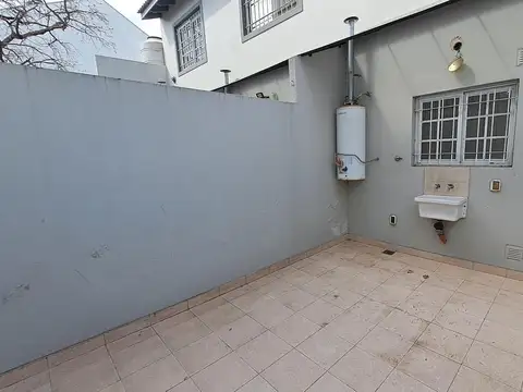 Depto Tipo Casa 3 ambientes con 1 baño