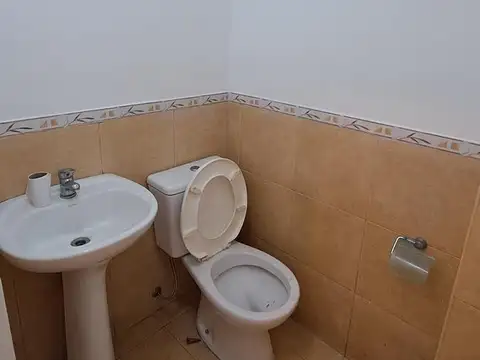 Depto Tipo Casa en Alquiler de 2 dormitorios