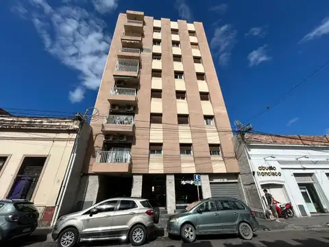 Microcentro, Balcarce 300