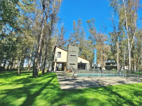 Casa amplia de 3 Dormitorios en Campo Timbo.