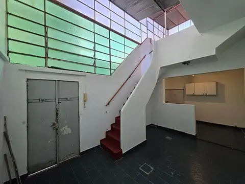 Depto Tipo Casa en Venta en Saavedra, USD 175.000