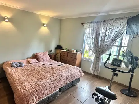 CASA 3 AMB. VENTA + QUINCHO Y PARRILLA EN F.VARELA