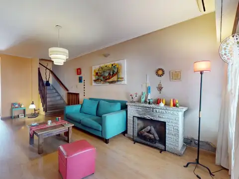 Depto Tipo Casa en Venta de 3 ambientes