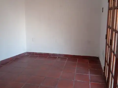 Alquiler | Casa | 1 Dormitorio | Capitán Bermúdez | Barrio Villa del Prado
