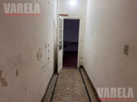 LEER EL AVISO-PH entrada independiente a Reciclar-PlantaBaja 3amb.c/Patio en Venta u$s95.000
