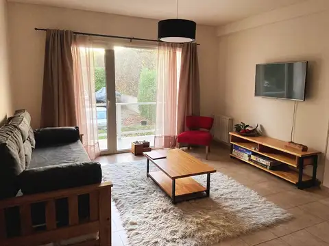 Onelli 100, Piso PB