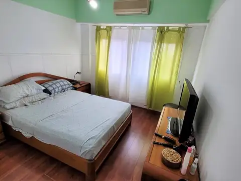 DEPTO 2 AMB CENTRICO Y LUMINOSO, CON BALCON