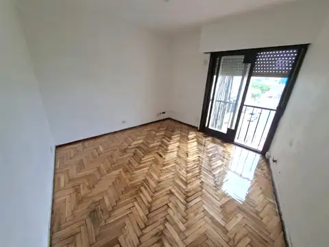 Avenida Coronel Cárdenas 3000, Piso 5
