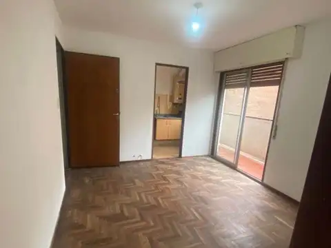 Dámaso Larrañaga 100