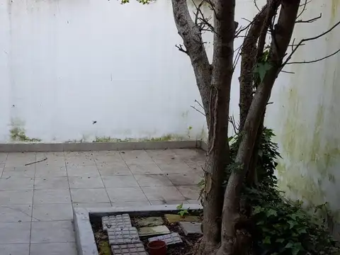 Depto Tipo Casa en Venta con 1 cocheras