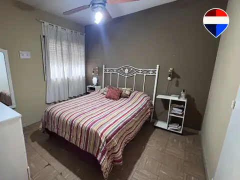 CASA 4 AMBIENTES PATIO-COCHERA 200 M2 TOTALES