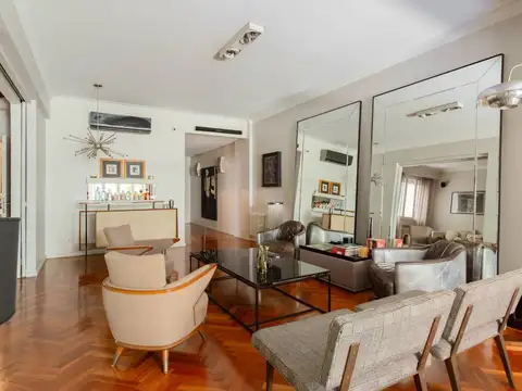 Departamento en Venta de 5 ambientes