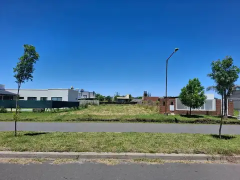 VENTA/PERMUTA - Terreno escriturado en Funes Norte. Funes