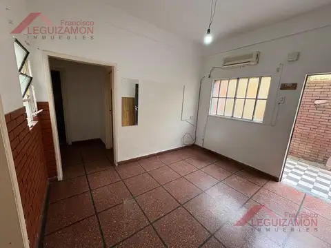 Depto Tipo Casa en Alquiler de 3 ambientes