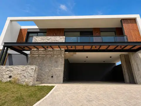 Casa en Venta en La Deseada, La Calera