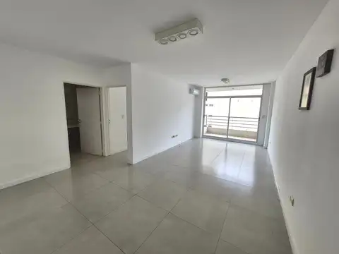 Avenida Álvarez Thomas 800