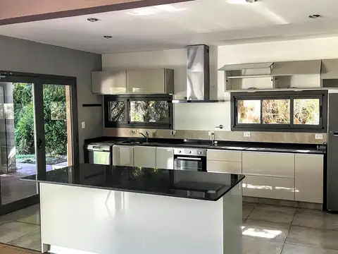 Casa en Venta al Noroeste