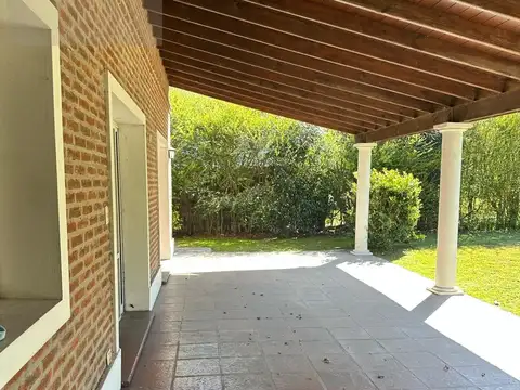 Casa en Venta al Este