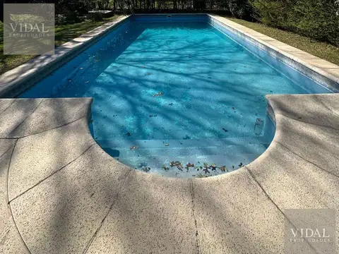 Casa en venta con gran jardín y pileta Los Pilares, Pilar