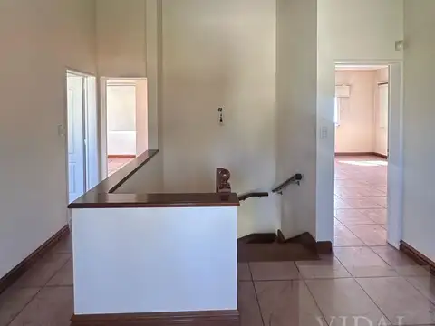 Casa en venta con gran jardín y pileta Los Pilares, Pilar