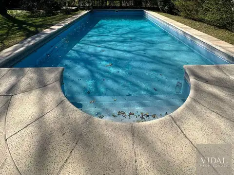 Casa en venta con gran jardín y pileta Los Pilares, Pilar