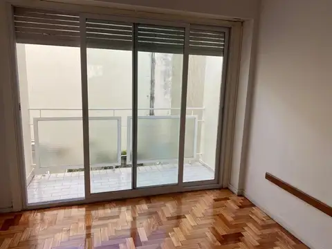 Muy lindo depto de 1 ambiente grande dividido