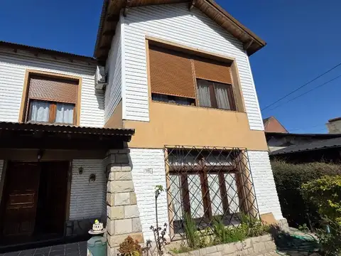 Chalet 5 ambientes en excelente ubicación